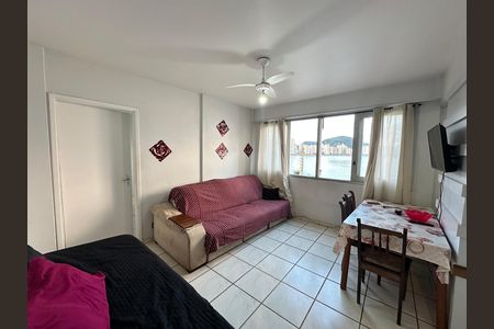 Sala de apartamento para alugar com 1 quarto, 50m² em Morro dos Barbosas, São Vicente