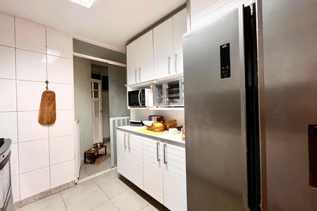 Apartamento para alugar com 130m², 3 quartos e 1 vaga Apartamento para alugar com 130m², 3 quartos e 1 vagaCozinha