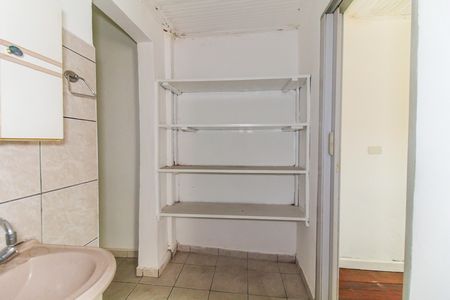 Casa à venda com 165m², 3 quartos e 1 vaga Casa à venda com 165m², 3 quartos e 1 vagaBanheiro