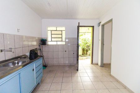 Casa à venda com 165m², 3 quartos e 1 vaga Casa à venda com 165m², 3 quartos e 1 vagaCozinha