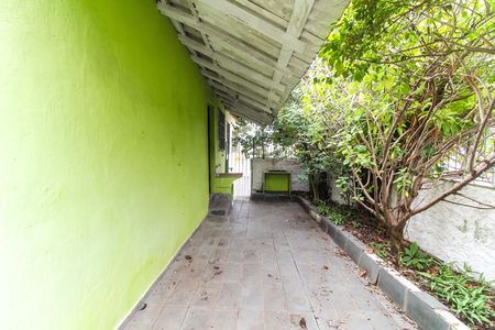 Casa à venda com 165m², 3 quartos e 1 vaga Casa à venda com 165m², 3 quartos e 1 vagaQuintal