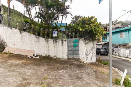 Casa à venda com 165m², 3 quartos e 1 vaga Casa à venda com 165m², 3 quartos e 1 vagaFachada