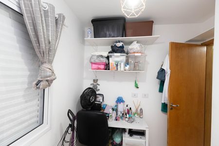 Quarto 1 de apartamento para alugar com 2 quartos, 42m² em Parque Vitoria, São Paulo