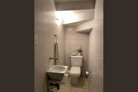 Casa à venda com 4 quartos, 200m² em Mirandópolis, São Paulo