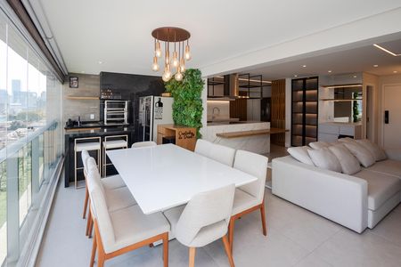 Apartamento para alugar com 140m², 3 quartos e 2 vagasVaranda