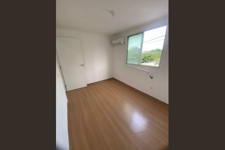 Quarto de apartamento para alugar com 2 quartos, 44m² em Padre Miguel, Rio de Janeiro