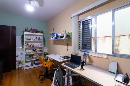 Casa à venda com 229m², 3 quartos e 2 vagas Casa à venda com 229m², 3 quartos e 2 vagasQuarto 3