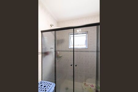 Casa à venda com 229m², 3 quartos e 2 vagas Casa à venda com 229m², 3 quartos e 2 vagasBanheiro