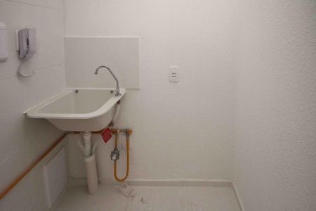 Área de Serviço de apartamento para alugar com 2 quartos, 32m² em Quinta da Paineira, São Paulo