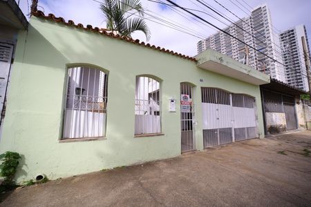 Casa para alugar com 265m², 5 quartos e 2 vagasFachada