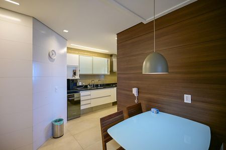 Apartamento à venda com 343m², 4 quartos e 4 vagasCozinha