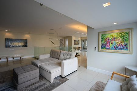 Apartamento à venda com 343m², 4 quartos e 4 vagasSala da Cobertura