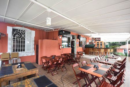 Apartamento à venda com 343m², 4 quartos e 4 vagas Apartamento à venda com 343m², 4 quartos e 4 vagasRestaurante