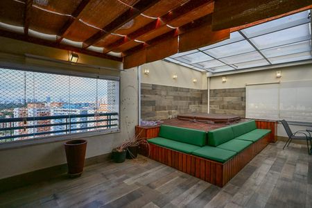 Apartamento à venda com 343m², 4 quartos e 4 vagasCobertura