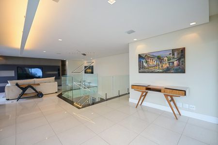Apartamento à venda com 343m², 4 quartos e 4 vagasSala da Cobertura