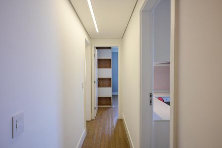 Apartamento à venda com 343m², 4 quartos e 4 vagasCorredor