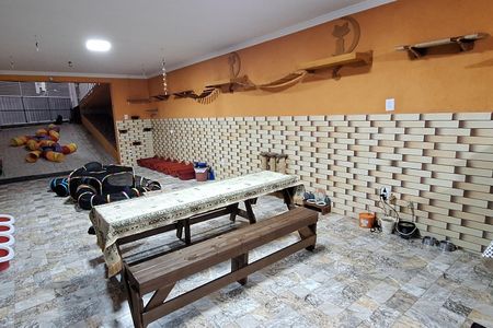 Casa à venda com 240m², 3 quartos e 3 vagas Casa à venda com 240m², 3 quartos e 3 vagasGaragem