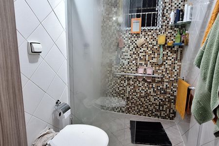 Casa à venda com 240m², 3 quartos e 3 vagas Casa à venda com 240m², 3 quartos e 3 vagasBanheiro