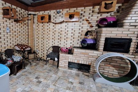 Casa à venda com 240m², 3 quartos e 3 vagas Casa à venda com 240m², 3 quartos e 3 vagasÁrea gourmet