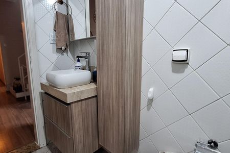 Casa à venda com 240m², 3 quartos e 3 vagas Casa à venda com 240m², 3 quartos e 3 vagasBanheiro