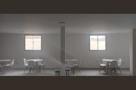 Apartamento à venda com 2 quartos, 42m² em Vila Santa Terezinha (Zona Norte), São Paulo