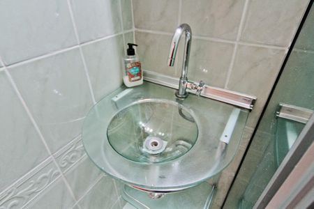 Apartamento à venda com 53m², 2 quartos e 1 vaga Apartamento à venda com 53m², 2 quartos e 1 vagaBanheiro