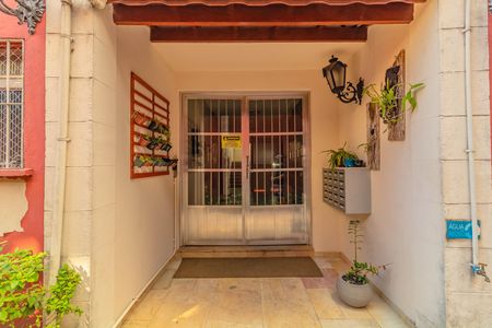 Apartamento à venda com 58m², 2 quartos e 1 vaga