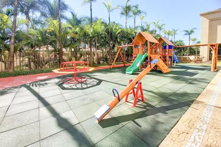 Apartamento para alugar com 42m², 1 quarto e 1 vaga Apartamento para alugar com 42m², 1 quarto e 1 vagaPlayground