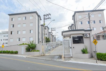 Apartamento para alugar com 49m², 2 quartos e 1 vaga Apartamento para alugar com 49m², 2 quartos e 1 vagaFachada
