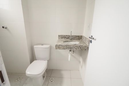 Apartamento à venda com 34m², 2 quartos e sem vagaBanheiro
