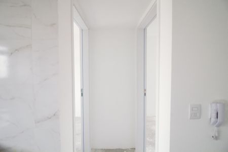 Corredor de apartamento à venda com 2 quartos, 34m² em Jardim São Paulo, São Paulo