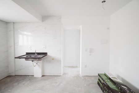 Sala/Cozinha de apartamento à venda com 2 quartos, 34m² em Jardim São Paulo, São Paulo