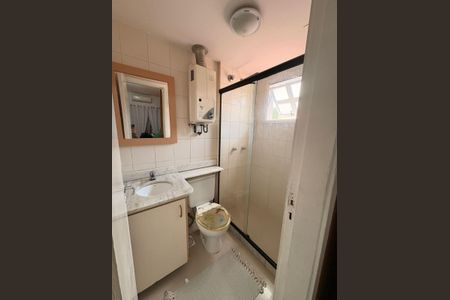 Casa de condomínio para alugar com 250m², 4 quartos e 3 vagas Casa de condomínio para alugar com 250m², 4 quartos e 3 vagasBanheiro