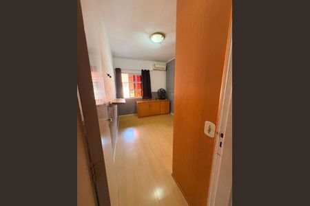 Quarto de casa de condomínio para alugar com 4 quartos, 250m² em Freguesia (Jacarepaguá), Rio de Janeiro