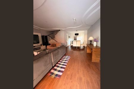 Sala de casa de condomínio para alugar com 4 quartos, 250m² em Freguesia (Jacarepaguá), Rio de Janeiro