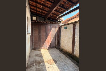 Casa de condomínio para alugar com 250m², 4 quartos e 3 vagas Casa de condomínio para alugar com 250m², 4 quartos e 3 vagasÁrea externa