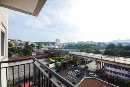 Apartamento à venda com 39m², 2 quartos e sem vaga Apartamento à venda com 39m², 2 quartos e sem vagaSala - Sacada