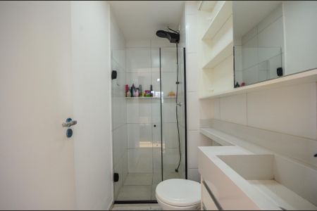 Apartamento à venda com 39m², 2 quartos e sem vaga Apartamento à venda com 39m², 2 quartos e sem vagaBanheiro