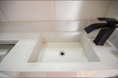 Apartamento à venda com 39m², 2 quartos e sem vaga Apartamento à venda com 39m², 2 quartos e sem vagaBanheiro