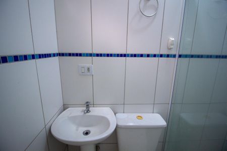 Apartamento para alugar com 117m², 3 quartos e 1 vaga Apartamento para alugar com 117m², 3 quartos e 1 vagaBanheiro da Suíte 2