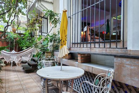 Apartamento para alugar com 70m², 2 quartos e sem vaga Apartamento para alugar com 70m², 2 quartos e sem vagaQuintal