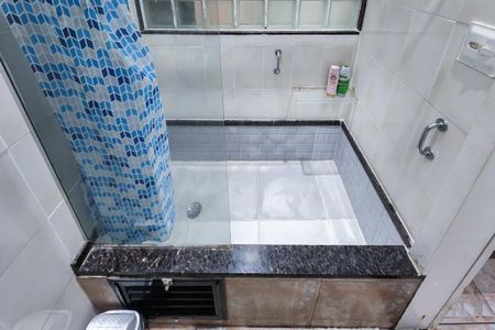 Apartamento para alugar com 70m², 2 quartos e sem vaga Apartamento para alugar com 70m², 2 quartos e sem vagaBanheiro