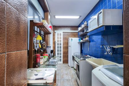 Apartamento para alugar com 70m², 2 quartos e sem vaga Apartamento para alugar com 70m², 2 quartos e sem vagaCozinha
