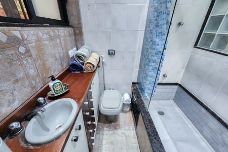 Apartamento para alugar com 70m², 2 quartos e sem vaga Apartamento para alugar com 70m², 2 quartos e sem vagaBanheiro
