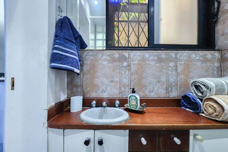 Apartamento para alugar com 70m², 2 quartos e sem vaga Apartamento para alugar com 70m², 2 quartos e sem vagaBanheiro