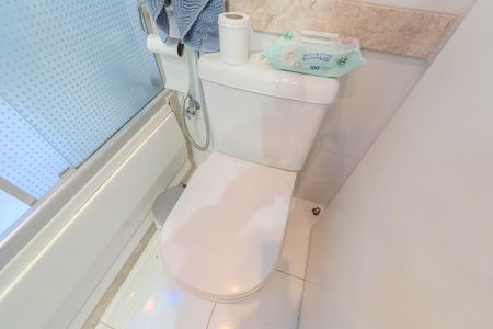 Apartamento para alugar com 138m², 4 quartos e 3 vagas Apartamento para alugar com 138m², 4 quartos e 3 vagasBanheiro da Suíte 2