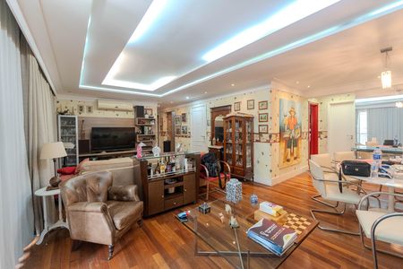 Apartamento para alugar com 138m², 4 quartos e 3 vagas Apartamento para alugar com 138m², 4 quartos e 3 vagasSala
