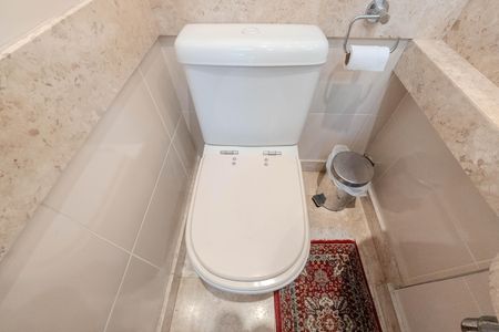 Apartamento para alugar com 138m², 4 quartos e 3 vagas Apartamento para alugar com 138m², 4 quartos e 3 vagasLavabo