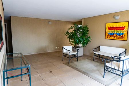Apartamento para alugar com 65m², 2 quartos e sem vagaÁrea comum