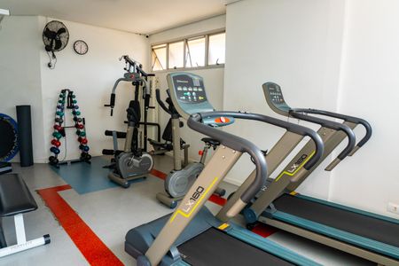 Apartamento para alugar com 65m², 2 quartos e sem vagaÁrea comum - Academia